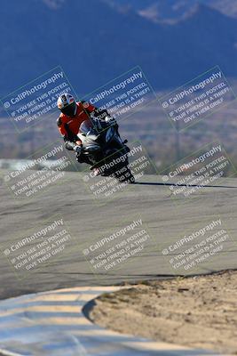 media/Jan-09-2022-SoCal Trackdays (Sun) [[2b1fec8404]]/Turns 9 and 8 (920am)/